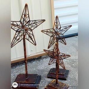 Set of 3 star accents